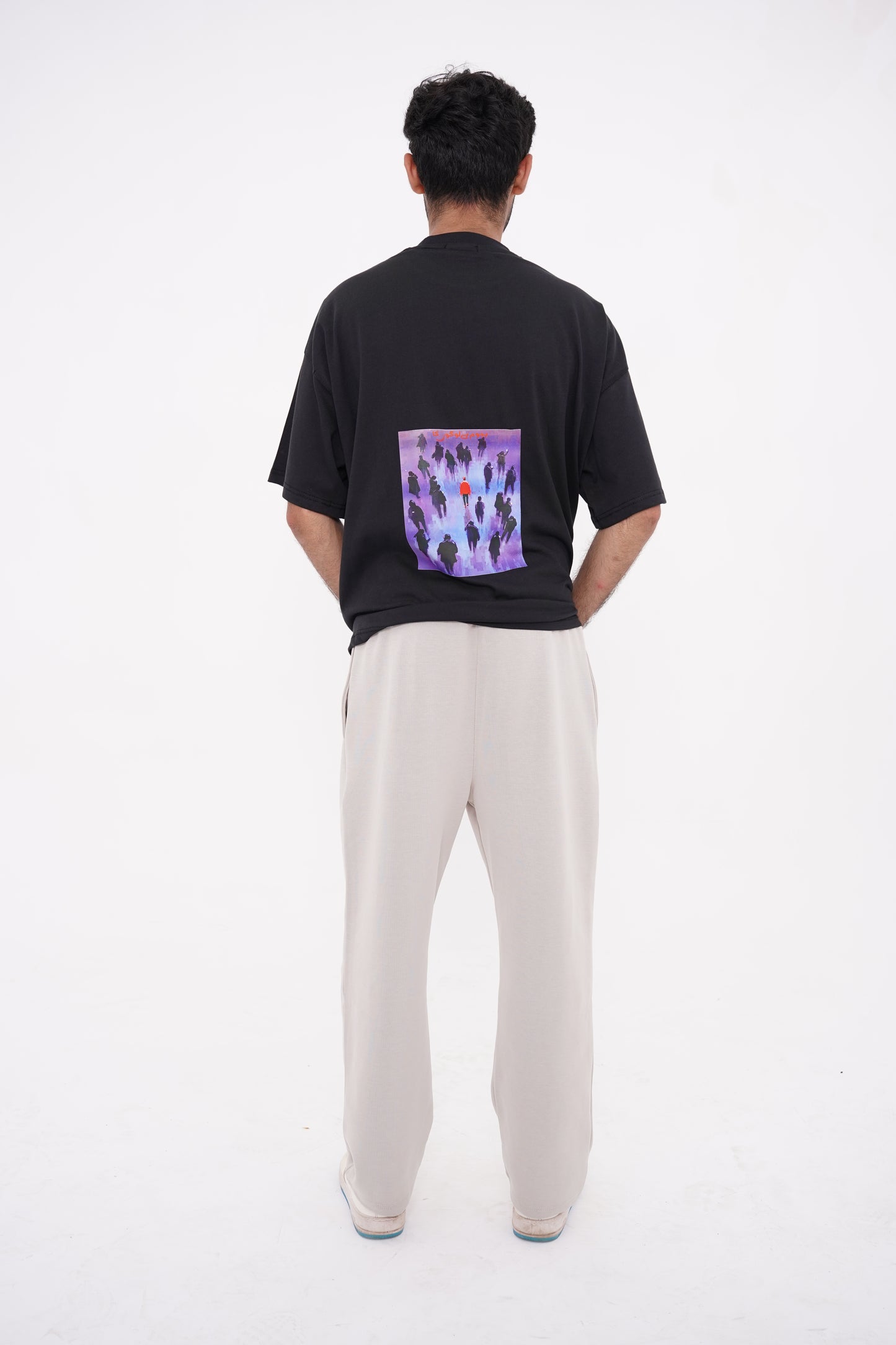 BLACK DROPSHOULDER T-SHIRT